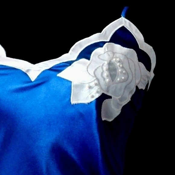 1980s GOLD label Victorias secret satin teddy - Picture 8 of 8